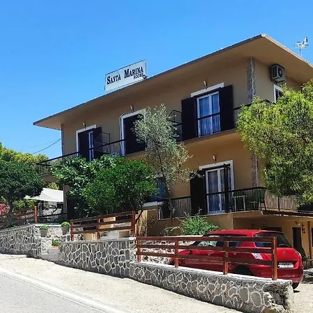 Santa Marina Πανσιόν *